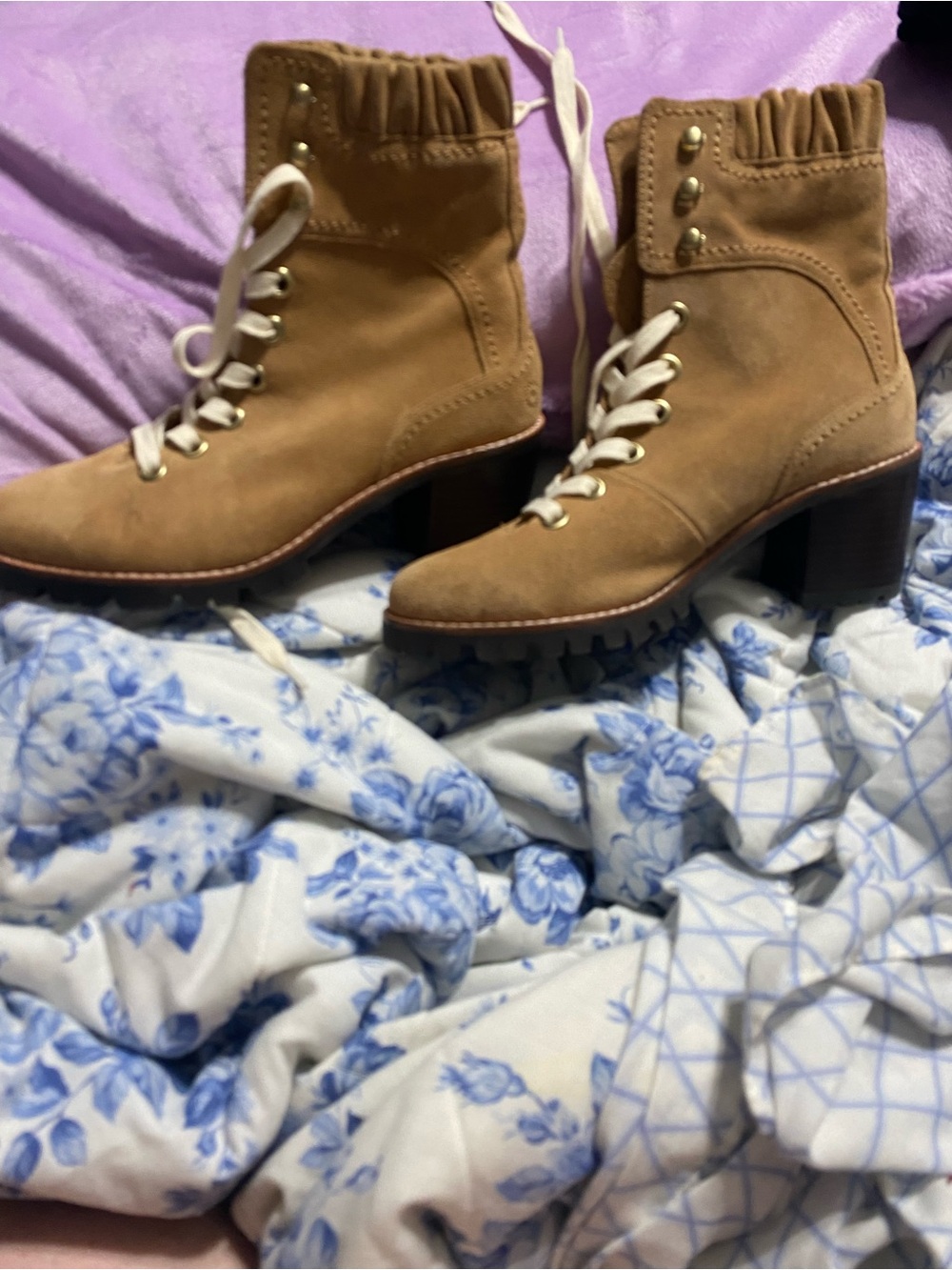 Women’s Tan Lace-Up Block Heel  Lace Boots